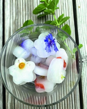 Bloml�da med �tbara blommor